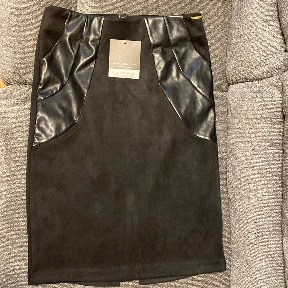 NWT Marc  New York Black velour/polyester pencil skirt.